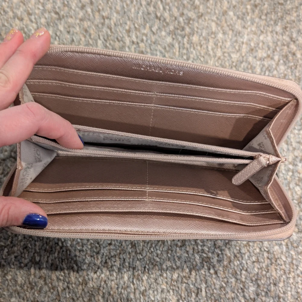 Michael Kors Zip Around Rose Gold Wallet - Picture 5 of 6